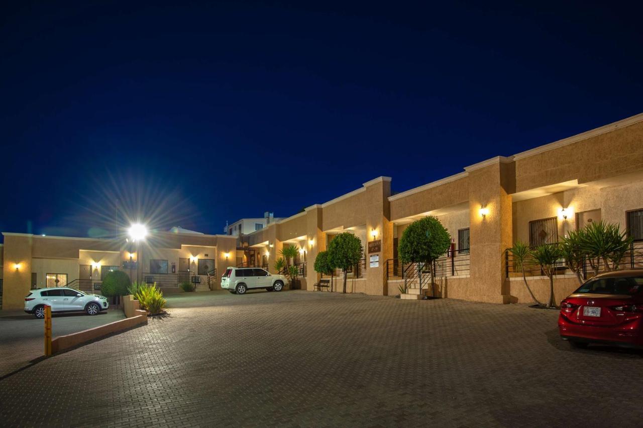 Best Western Cumbres Inn Cd. Cuauhtemoc Buitenkant foto