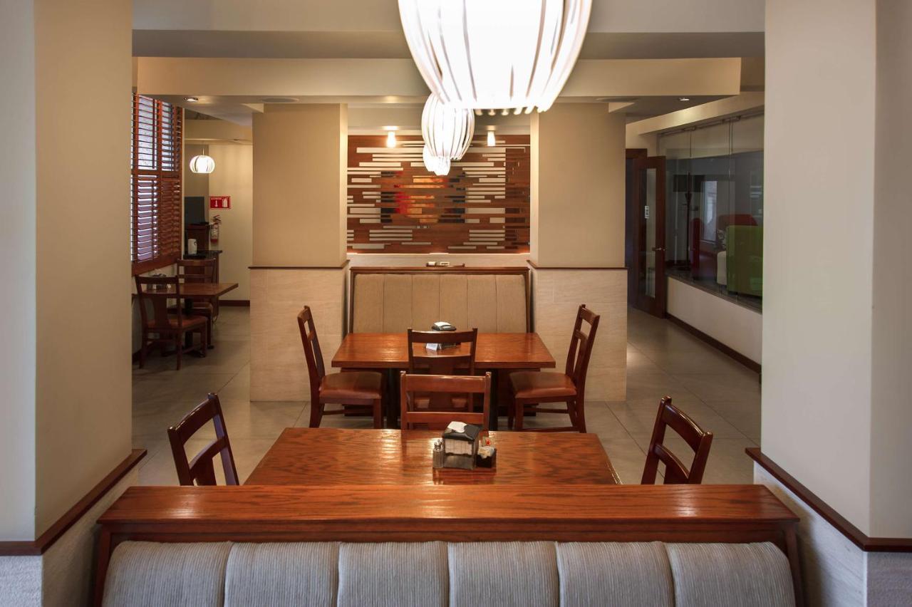 Best Western Cumbres Inn Cd. Cuauhtemoc Buitenkant foto