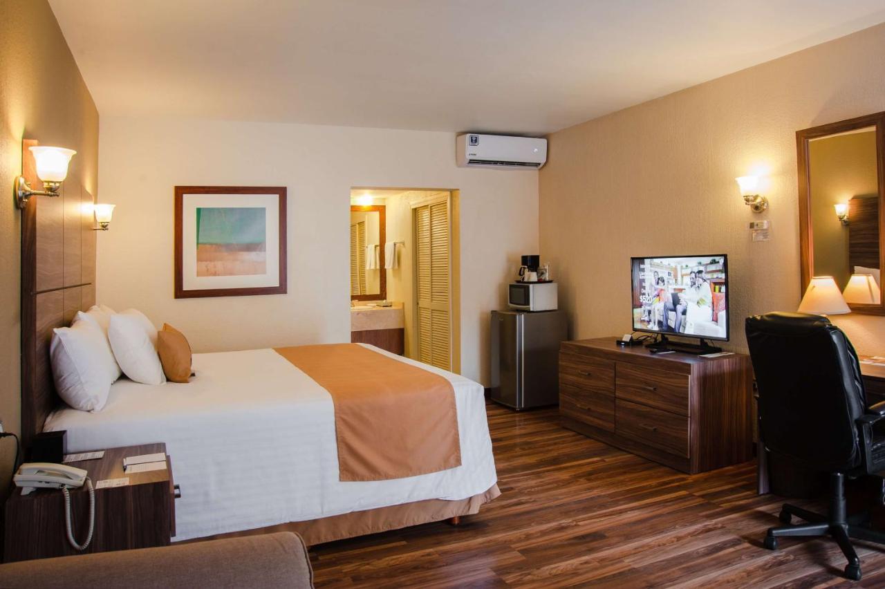 Best Western Cumbres Inn Cd. Cuauhtemoc Buitenkant foto